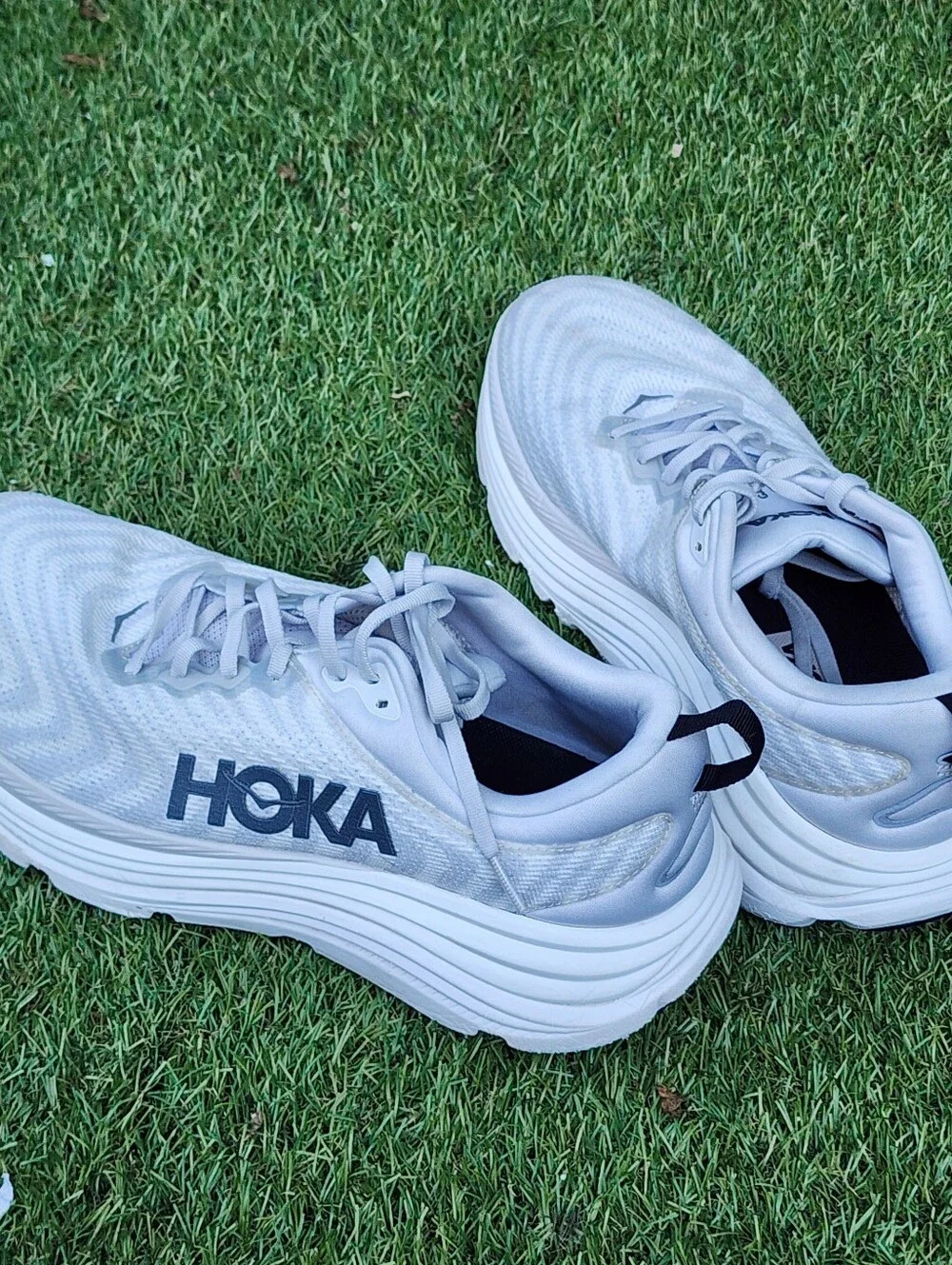 HOKA GAVIOTA 5 - Mens Sneakers - SIZE 11. 2E WIDE